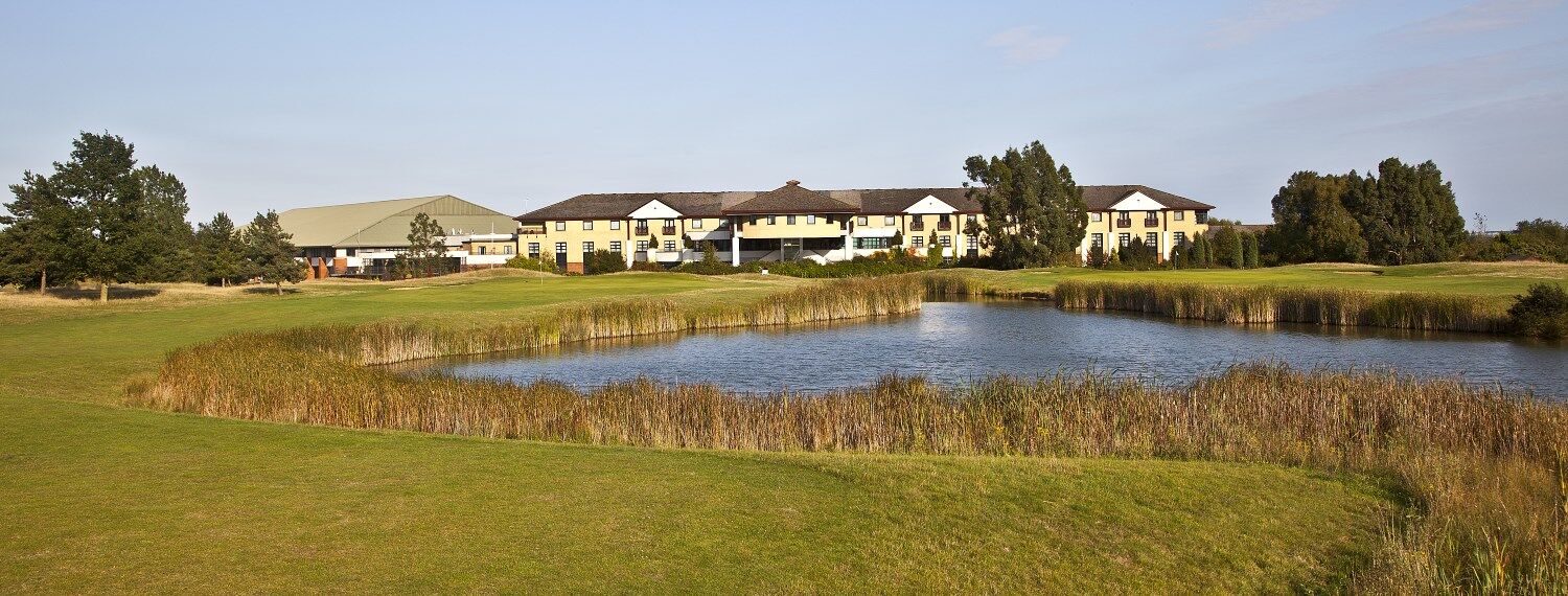 Location Five Lakes Golf Club